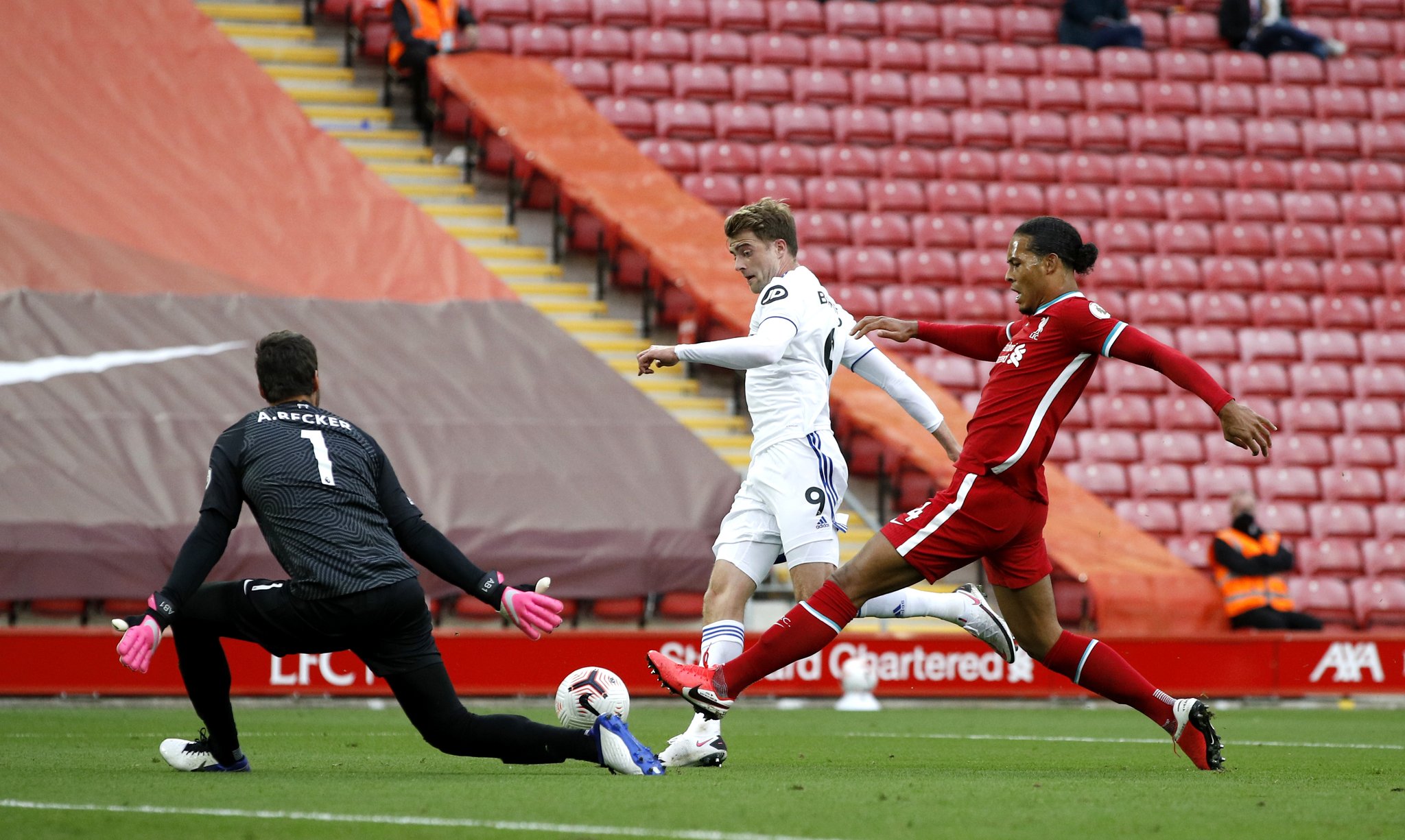 也能让他在 也能让他在