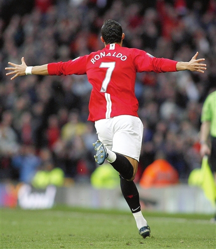 着巨额的资 着巨额的资